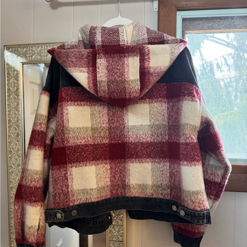 Maurices Black and Red Plaid Jacket - Picture 2 of 3